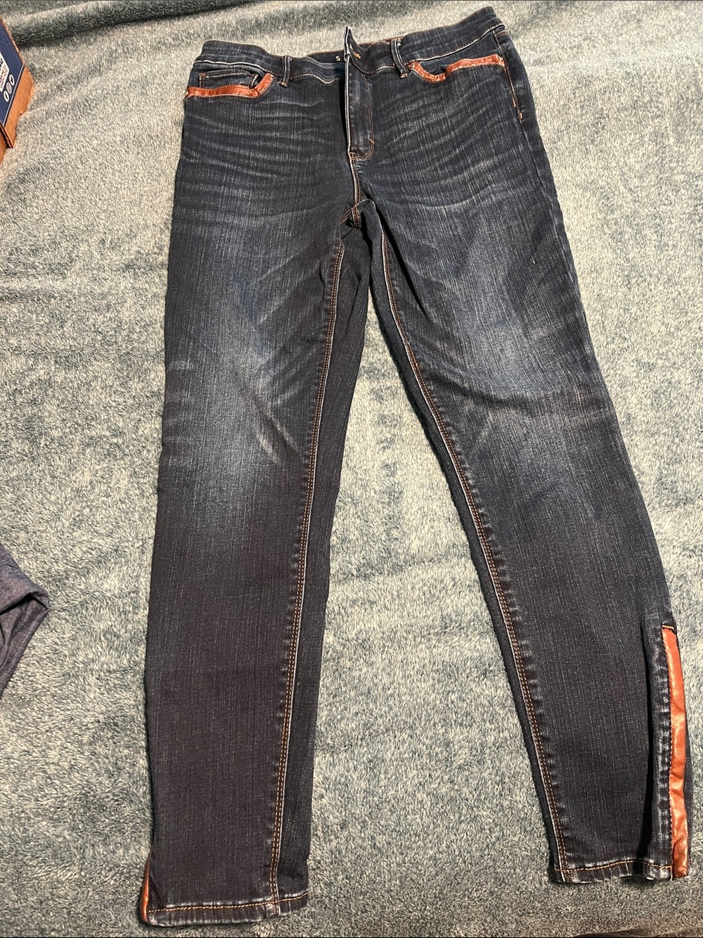 White House Black Market Jeans Size 6